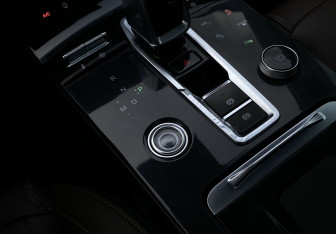 Подержанный автомобиль Chery Tiggo 8 Pro 2021 года (18 фото)