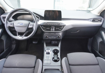 Подержанный автомобиль Ford Focus Wagon 2019 года (12 фото)
