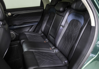 Подержанный автомобиль Voyah Free 2023 года (15 фото)