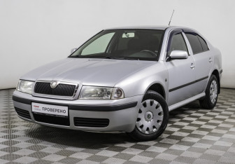 Подержанный автомобиль Skoda Octavia Liftback 2008 года (1 фото)
