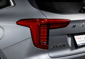 Подержанный автомобиль Haval Jolion 2022 года (16 фото)