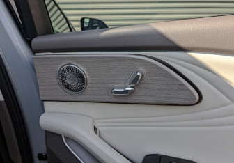 Подержанный автомобиль Exeed RX 2024 года (30 фото)