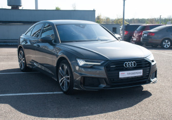 Подержанный автомобиль Audi A6 Sedan 2021 года (3 фото)