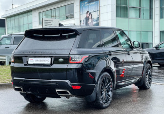 Подержанный автомобиль Land Rover Range Rover Sport 2018 года (5 фото)