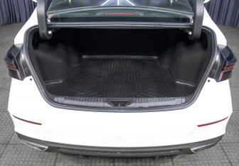 Подержанный автомобиль Omoda S5 2024 года (10 фото)