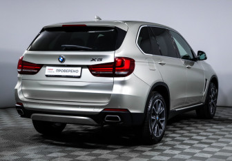 Подержанный автомобиль BMW X5 2015 года (5 фото)
