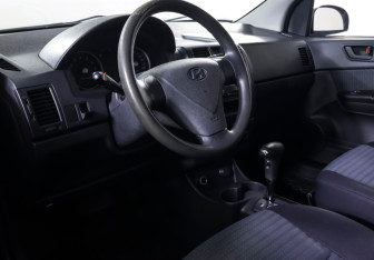 Подержанный автомобиль Hyundai Getz 2008 года (14 фото)