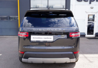 Подержанный автомобиль Land Rover Discovery 2019 года (6 фото)
