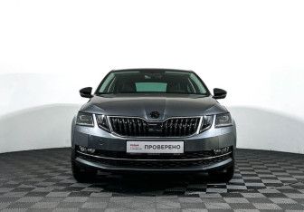 Подержанный автомобиль Skoda Octavia Liftback 2019 года (2 фото)
