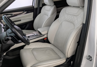 Подержанный автомобиль Exeed VX 2022 года (20 фото)