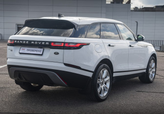 Подержанный автомобиль Land Rover Range Rover Velar 2019 года (6 фото)