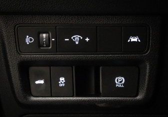 Подержанный автомобиль Hyundai Sonata 2021 года (16 фото)