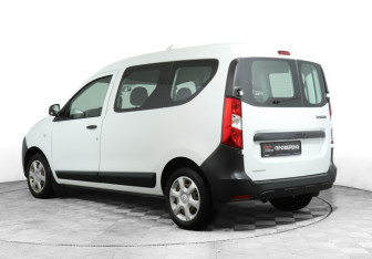 Подержанный автомобиль Renault Dokker 2019 года (7 фото)