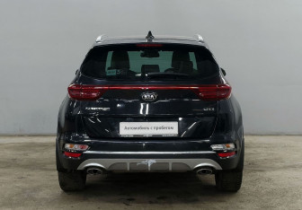 Подержанный автомобиль Kia Sportage 2019 года (6 фото)