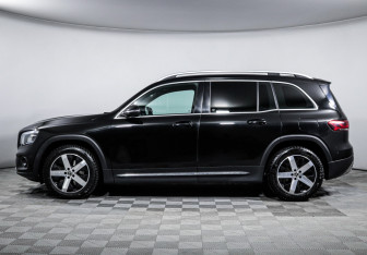 Подержанный автомобиль Mercedes-Benz GLB 2020 года (8 фото)