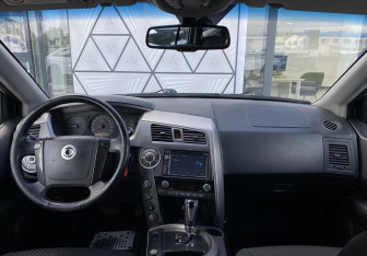 Подержанный автомобиль SsangYong Kyron 2012 года (11 фото)
