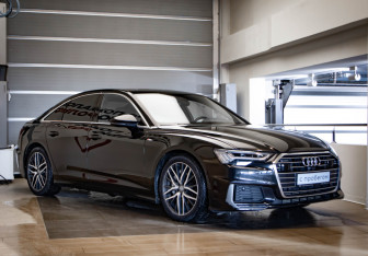 Подержанный автомобиль Audi A6 Sedan 2018 года (48 фото)