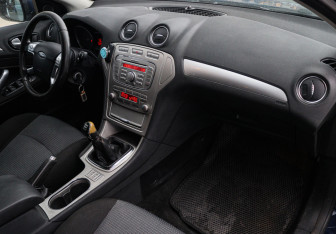 Подержанный автомобиль Ford Mondeo Wagon 2008 года (7 фото)