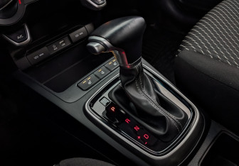 Подержанный автомобиль Kia Rio Sedan 2020 года (27 фото)