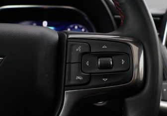 Подержанный автомобиль Chevrolet Tahoe 2024 года (27 фото)