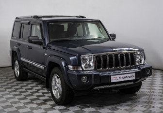 Подержанный автомобиль Jeep Commander 2008 года (3 фото)