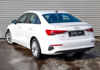 Подержанный автомобиль Audi A3 Sedan 2021 года (7 фото)
