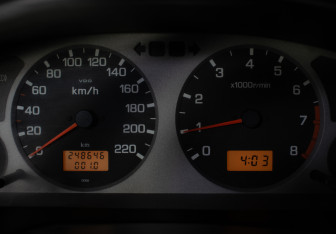 Подержанный автомобиль Nissan Primera Sedan 1996 года (12 фото)