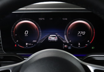 Подержанный автомобиль Mercedes-Benz GLE 2019 года (20 фото)
