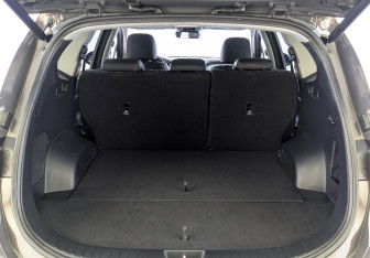 Подержанный автомобиль Hyundai Santa Fe 2022 года (10 фото)