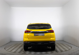 Подержанный автомобиль BAIC X35 2023 года (6 фото)