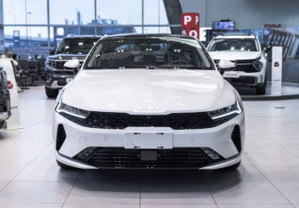 Новый Kia K5 2024 (3 фото)