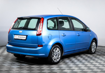 Подержанный автомобиль Ford C-MAX 2008 года (5 фото)