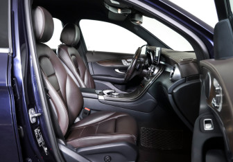 Подержанный автомобиль Mercedes-Benz GLC Coupe 2019 года (11 фото)