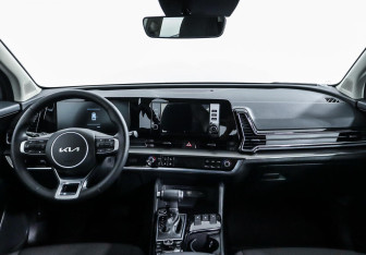 Подержанный автомобиль Kia Sportage 2022 года (10 фото)