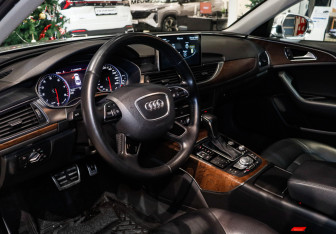 Подержанный автомобиль Audi A6 Sedan 2015 года (11 фото)
