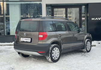 Подержанный автомобиль Skoda Yeti 2011 года (5 фото)