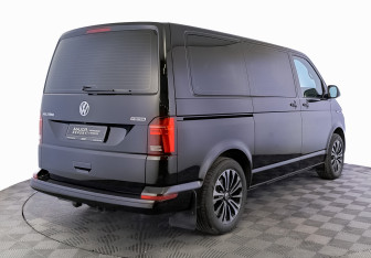Подержанный автомобиль Volkswagen Multivan 2021 года (5 фото)