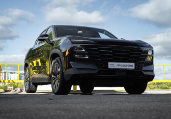 Подержанный автомобиль Jetour Dashing 2023 года (3 фото)