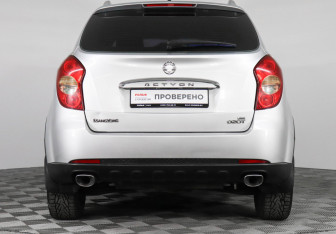 Подержанный автомобиль SsangYong Actyon 2012 года (6 фото)