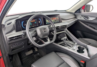 Подержанный автомобиль Changan CS35PLUS 2023 года (12 фото)