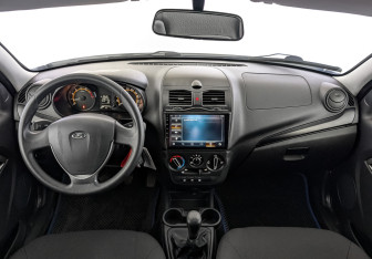 Подержанный автомобиль LADA (ВАЗ) Granta Sedan 2023 года (14 фото)