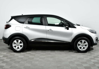 Подержанный автомобиль Renault Kaptur 2017 года (4 фото)