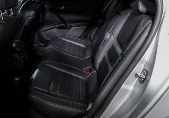 Подержанный автомобиль Peugeot 508 Sedan 2012 года (10 фото)