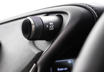 Подержанный автомобиль Lexus ES 2020 года (19 фото)