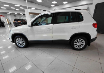 Подержанный автомобиль Volkswagen Tiguan 2012 года (8 фото)