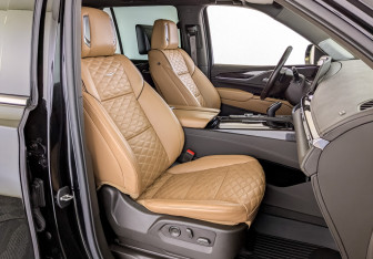 Подержанный автомобиль Cadillac Escalade Suv 2021 года (26 фото)