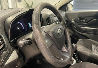 Подержанный автомобиль LADA (ВАЗ) XRAY 2017 года (12 фото)