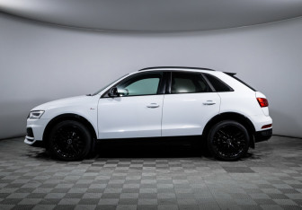 Подержанный автомобиль Audi Q3 2018 года (8 фото)