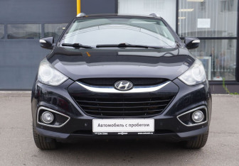Подержанный автомобиль Hyundai ix35 2011 года (2 фото)