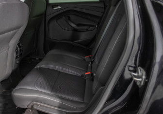 Подержанный автомобиль Ford Kuga 2018 года (11 фото)